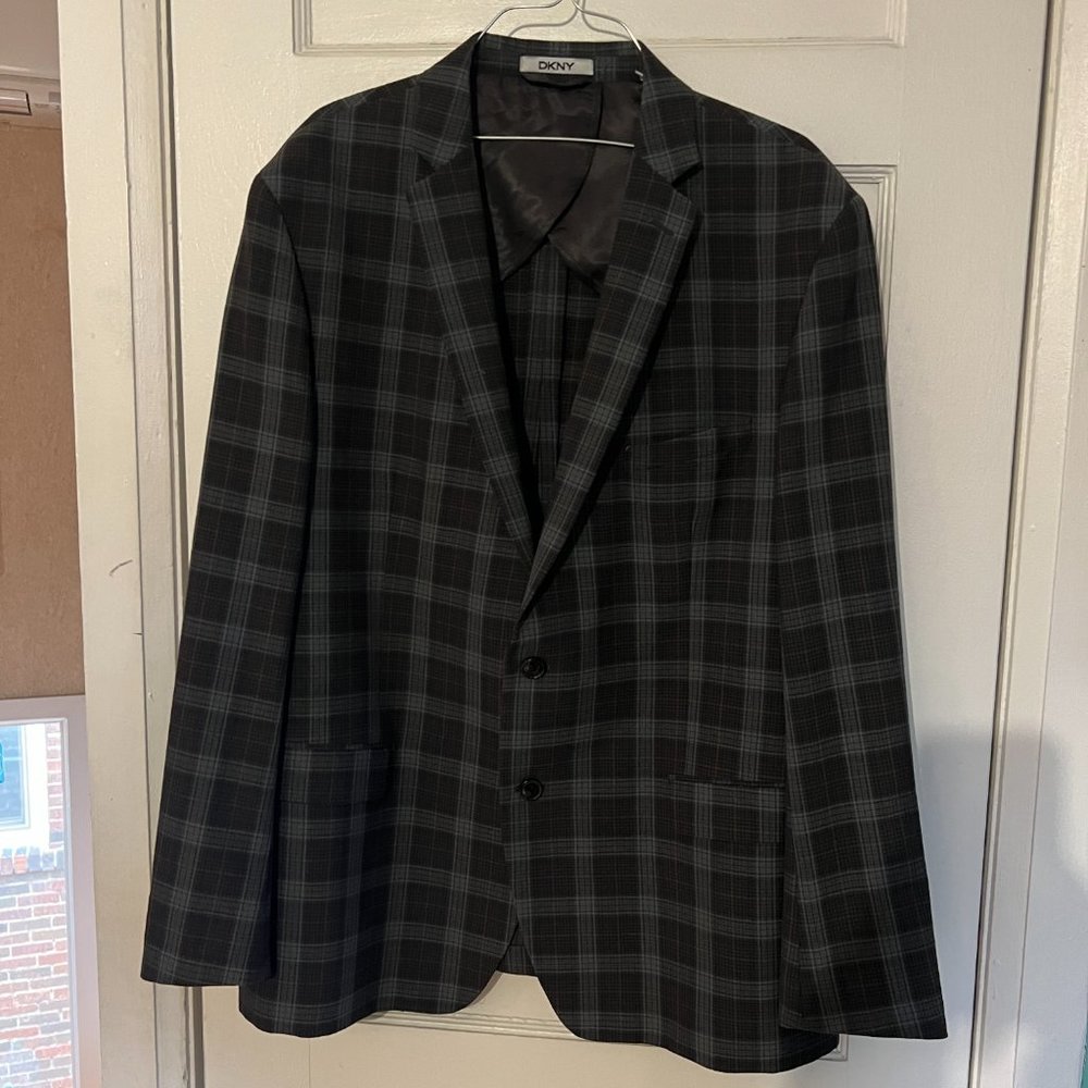DKNY Mens Modern Fit Suit Jacket
